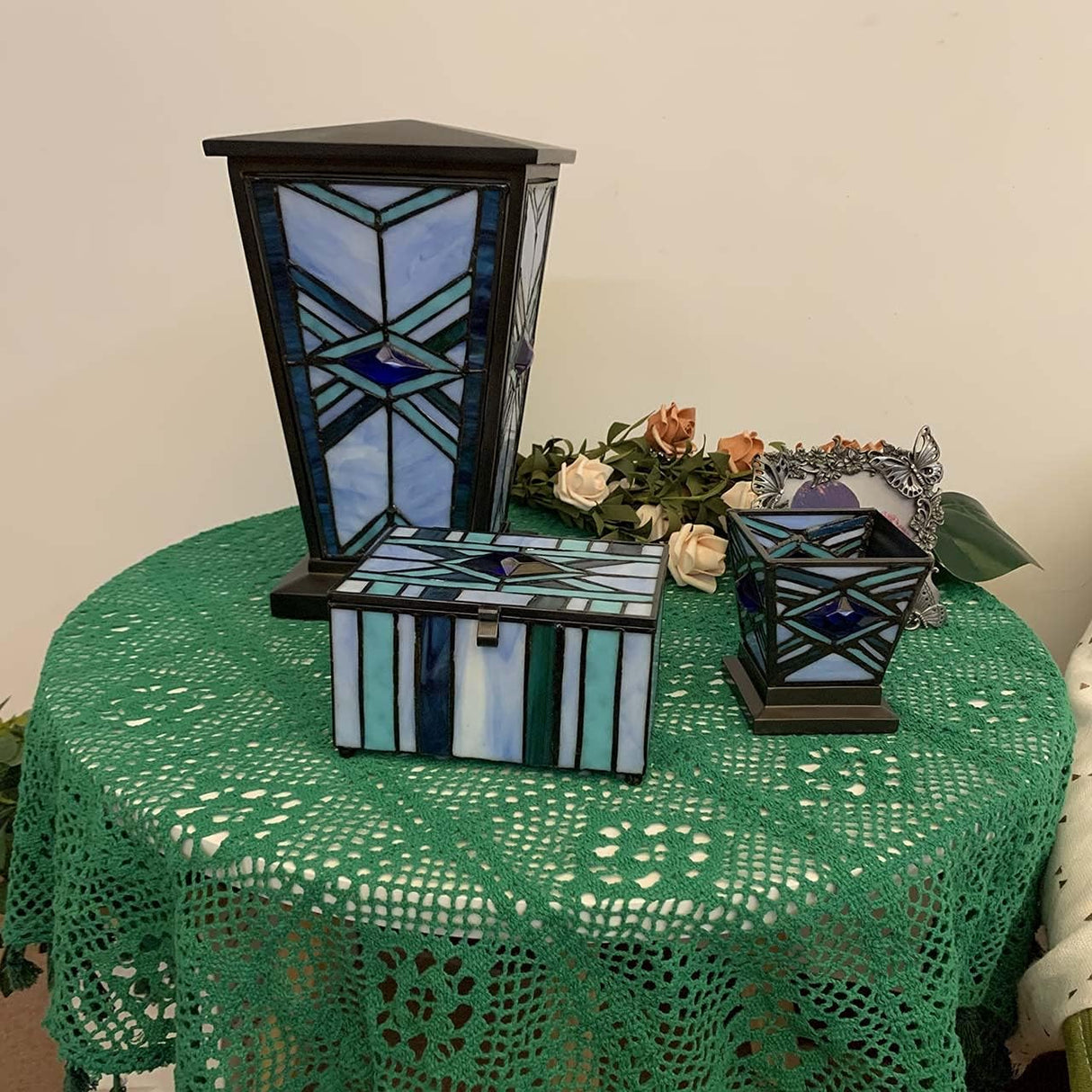 Bieye CU001 Stained Glass Urn with Mission Design Tiffany Style Cremation Urn, 7" W x 11" H, Blue