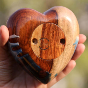 Ocean-Inspired Epoxy Resin Wooden Heart Urn Keepsake Urn for Human & Pet Ashes, Brown, Heart Pattern, 4x4x2 Inches, 6 Cubic Inches, Handcrafted Rosewood & Resin
