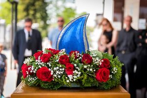 10" Teardrop Chiseled Aluminum Funeral Ashes Urn for Adults and Pets | Cremation Metal Storage with Lid